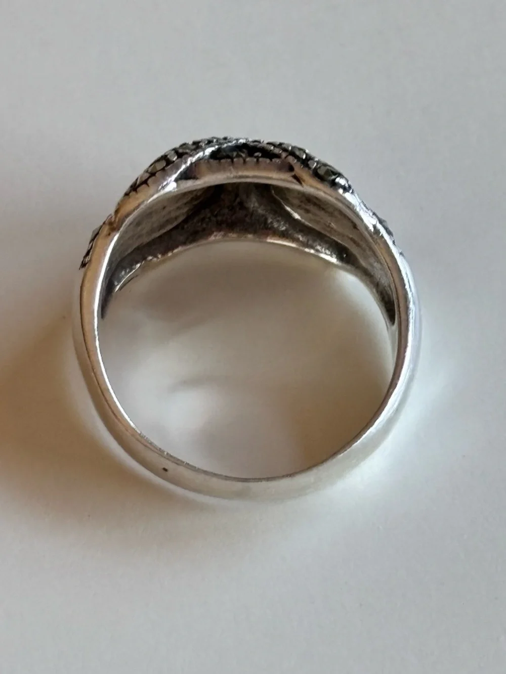 Marcasite Band Ring with Criss-Cross Pattern